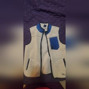 Used boys sherpa vest